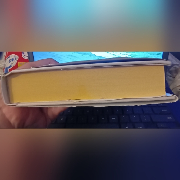 𝑩𝒆𝒂𝒖𝒕𝒚𝑨𝒘𝒂𝒌𝒆𝒏𝒆𝒅/𝑨𝒏𝒈𝒆𝒍𝒔 𝑶𝒇 𝑻𝒉𝒆 𝑫𝒂𝒓𝒌 𝑺𝒆𝒓𝒊𝒆𝒔 #2 - Picture 7 of 11